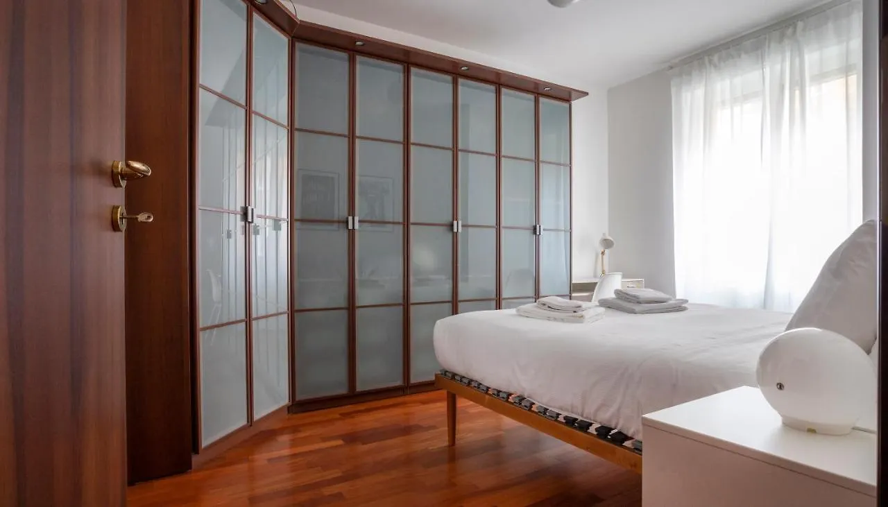 Italianway - Carlone 5 Apartment Milan
