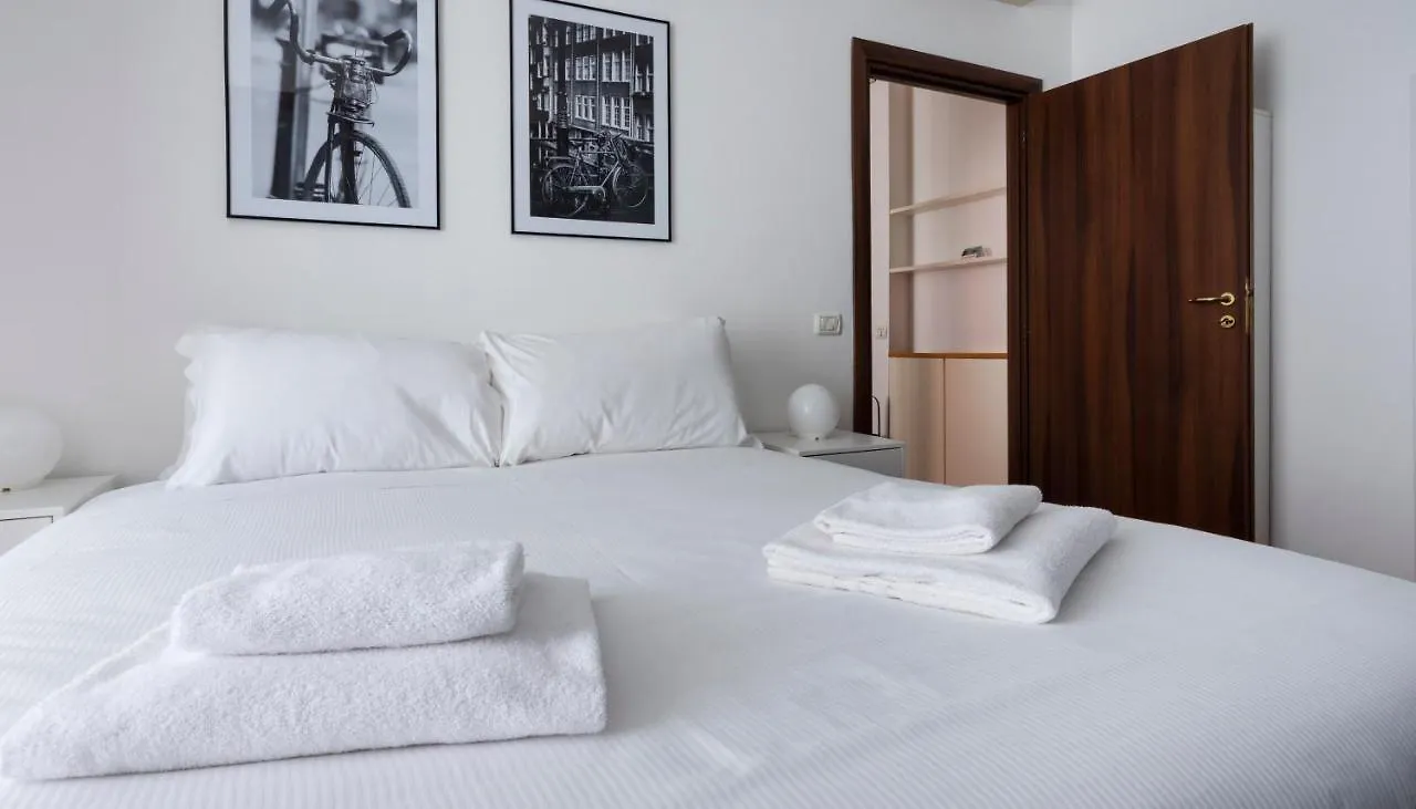 Italianway - Carlone 5 Apartment Milan Italy